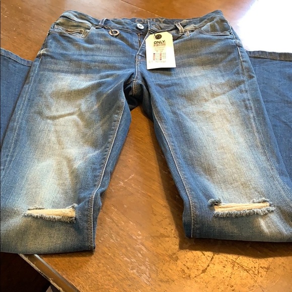 Only flare distressed jeans 29 or 30 - Picture 7 of 8
